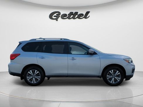 Used 2020 Nissan Pathfinder S FWD image 6