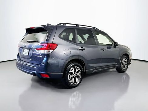 Used 2022 Subaru Forester Premium AWD/4WD image 8
