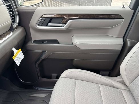 New 2026 GMC Sierra 1500 SLE image 26