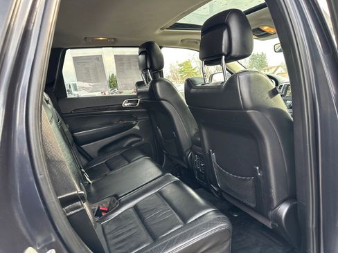 Used 2013 Jeep Grand Cherokee Laredo image 19