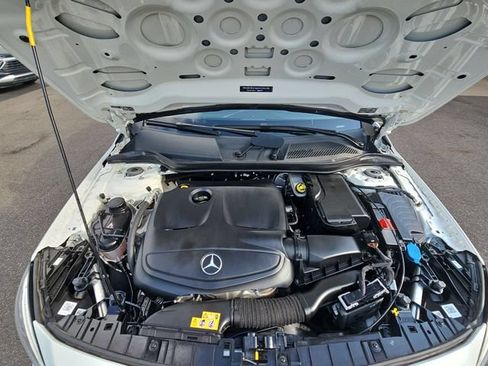 Used 2019 Mercedes-Benz GLA 250 4MATIC image 33