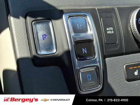 Used 2022 Hyundai Palisade SEL w/ 8P Bench Seat Package AWD/4WD image 19
