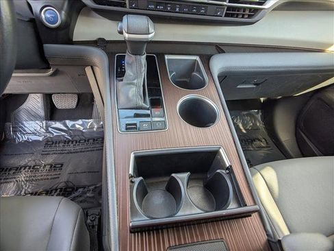 Used 2024 Toyota Sienna XLE image 23