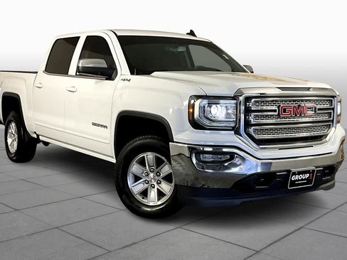 Used 2018 GMC Sierra 1500 SLE w/ SLE Value Package image 2