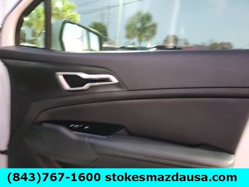 Used 2023 Kia Sportage EX image 28