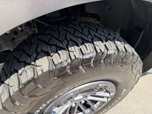 Used 2019 Ford F150 Raptor w/ Equipment Group 802A Luxury AWD/4WD image 11