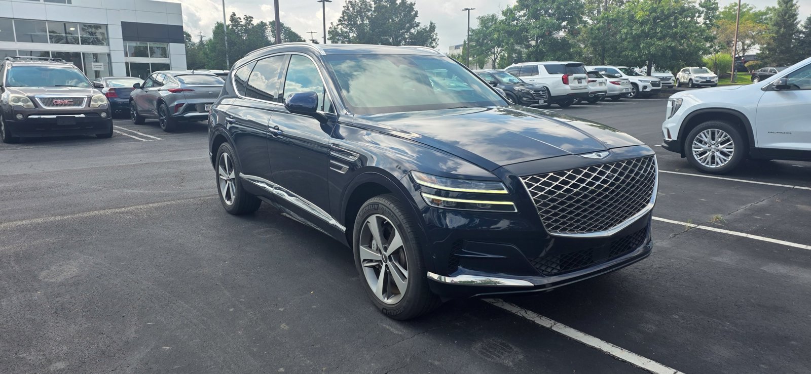 Used 2022 Genesis GV80 3.5T Advanced + AWD/4WD image 3