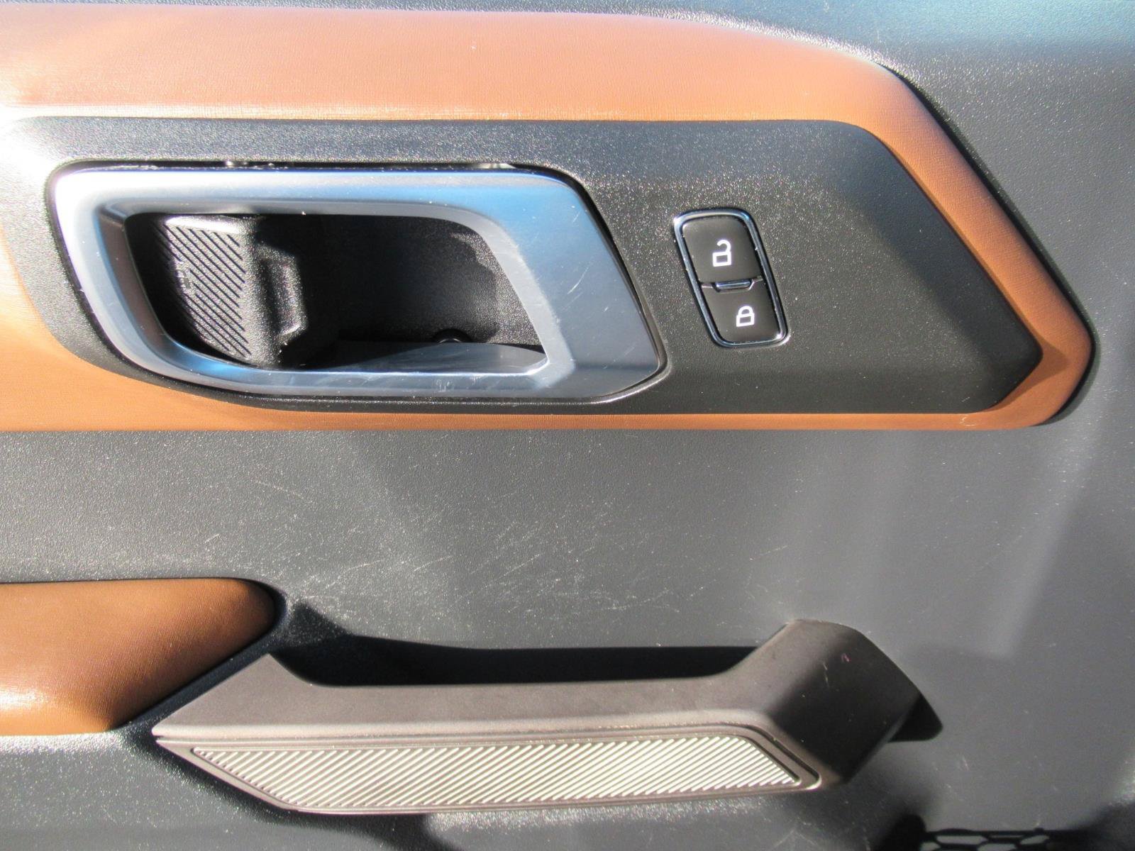 Used 2023 Ford Bronco Outer Banks AWD/4WD image 23