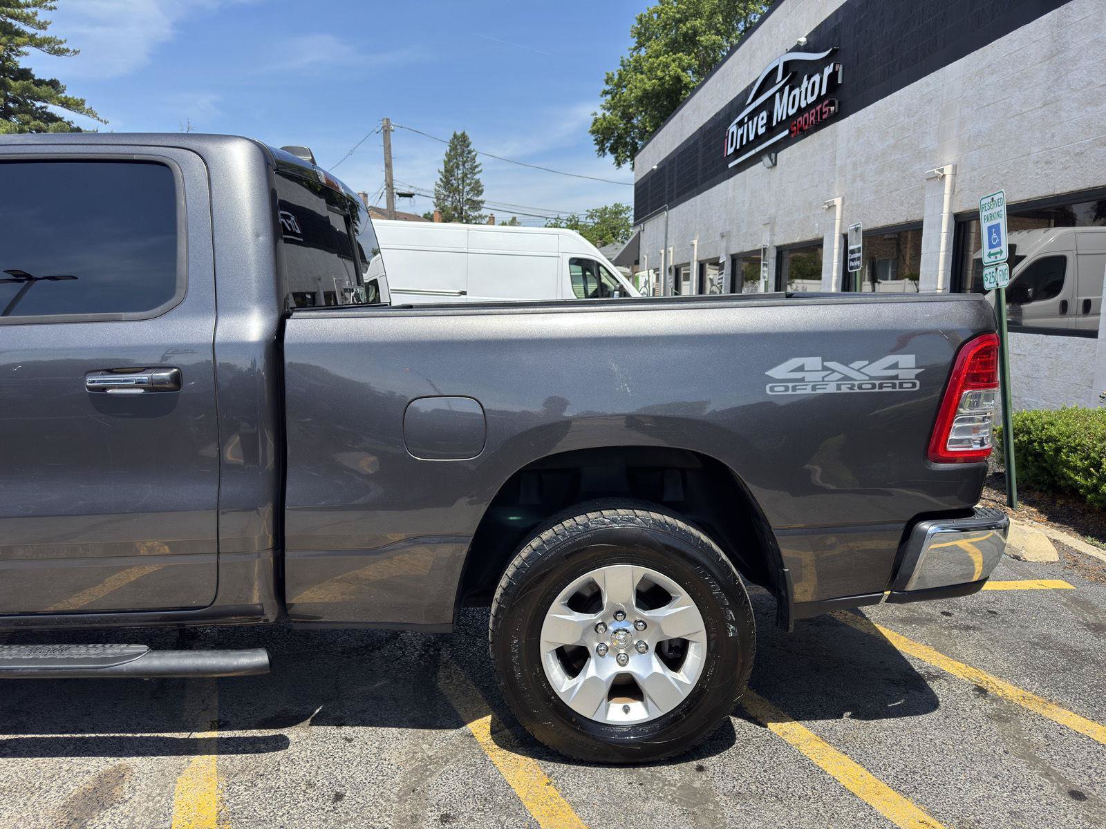 Used 2020 RAM 1500 Big Horn AWD/4WD image 7