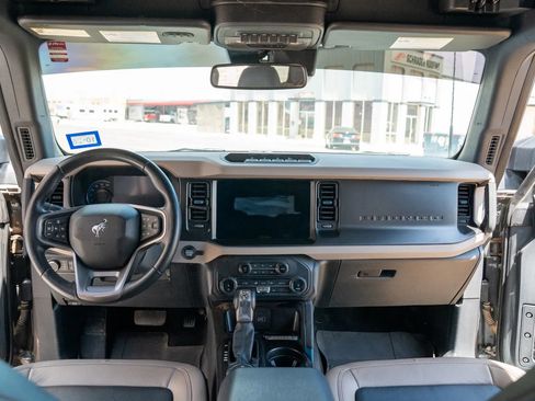 Used 2022 Ford Bronco Wildtrak AWD/4WD image 19