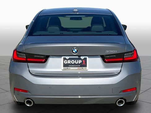 Used 2025 BMW 330i Sedan RWD image 4