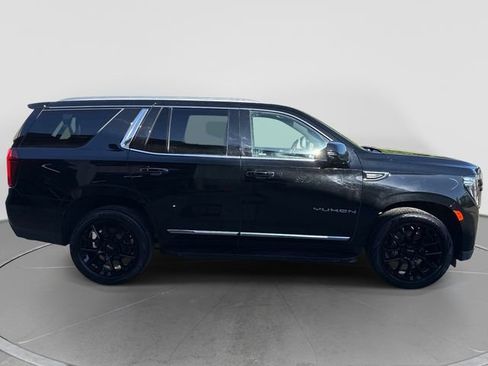 Used 2022 GMC Yukon SLT w/ SLT Premium Package AWD/4WD image 2