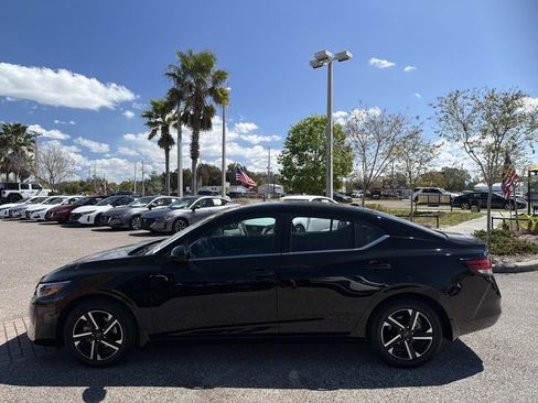 Certified 2024 Nissan Sentra SV image 7