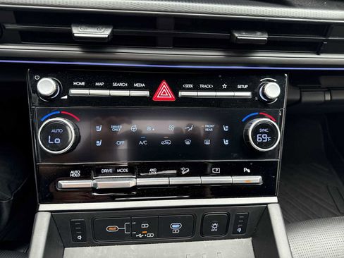Used 2025 Hyundai Santa Fe Calligraphy AWD/4WD image 20