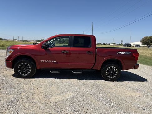 Used 2019 Nissan Titan PRO-4X AWD/4WD image 8
