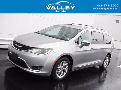 Used 2017 Chrysler Pacifica Limited
