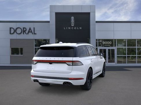 New 2026 Lincoln Aviator Reserve w/ Jet Appearance Package RWD image 8