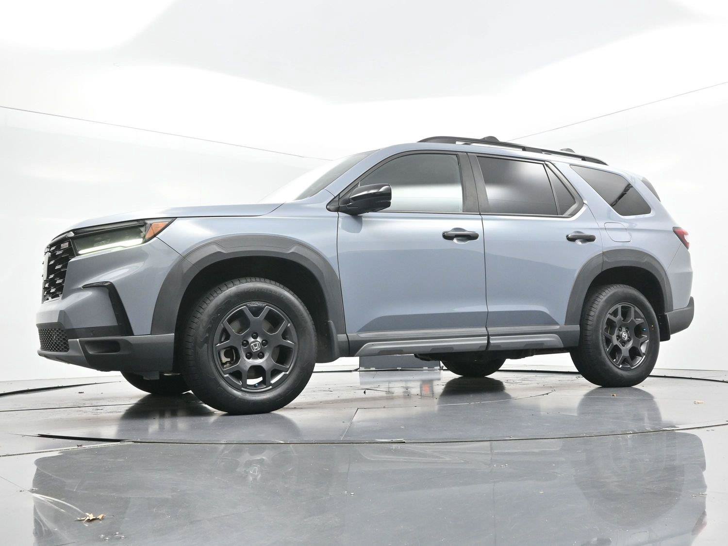 Used 2023 Honda Pilot TrailSport image 49