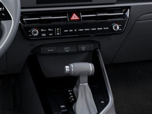 New 2026 Kia Niro LX image 24