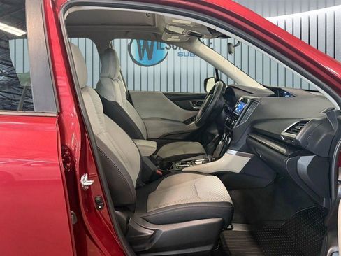 Used 2023 Subaru Forester Premium AWD/4WD image 6