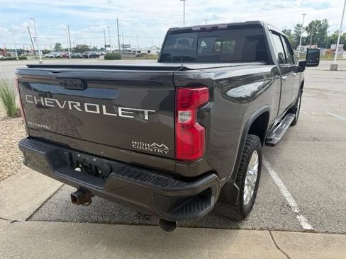 Used 2021 Chevrolet Silverado 3500 High Country w/ Z71 Off-Road Package AWD/4WD image 3