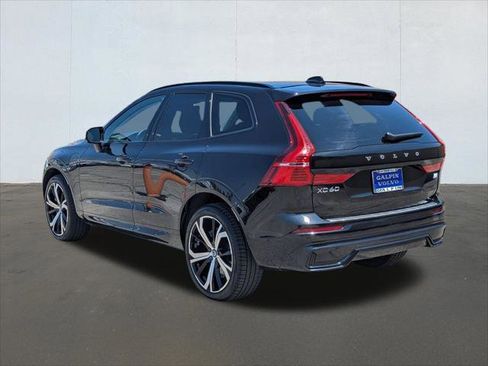 Used 2024 Volvo XC60 T8 Ultimate w/ Protection Package Premier AWD/4WD image 3
