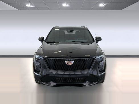 Used 2024 Cadillac XT4 Sport w/ Cold Weather Package FWD image 6