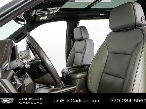 Used 2023 GMC Yukon SLT RWD image 5