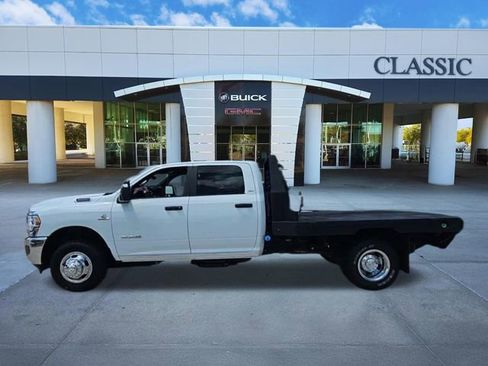 Used 2024 RAM 3500 SLT w/ Quick Order Package 2YG SLT AWD/4WD image 5