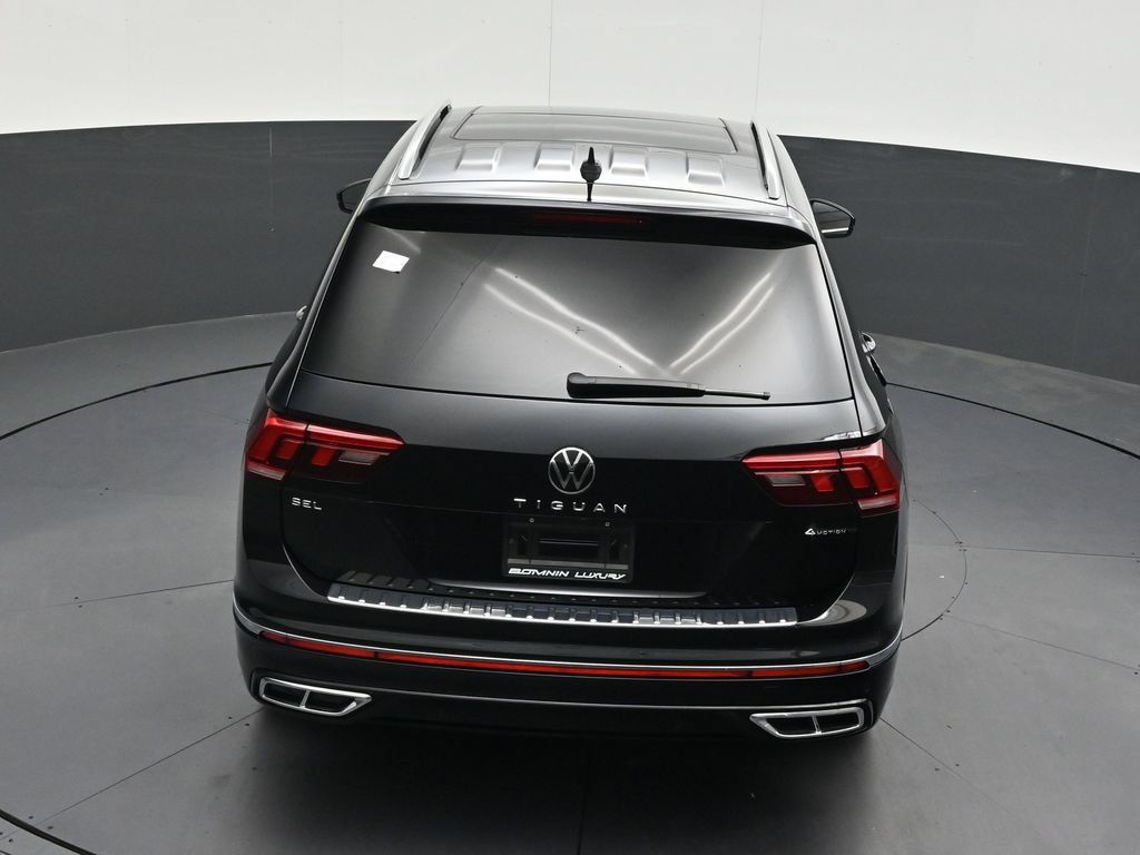 Used 2024 Volkswagen Tiguan SEL R-Line AWD/4WD image 24