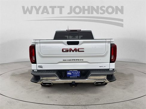 Used 2022 GMC Sierra 1500 SLT w/ SLT Premium Package image 4