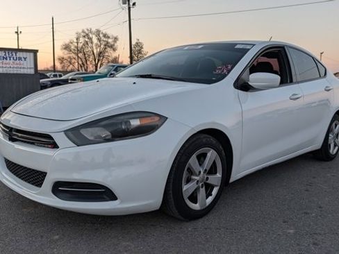 Used 2016 Dodge Dart SXT image 1