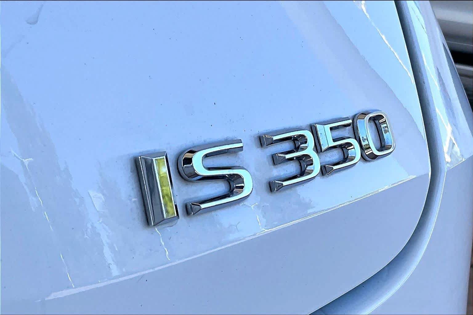 Used 2025 Lexus IS 350 F Sport w/ Accessory Package 2 RWD image 29