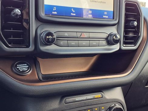 Used 2024 Ford Bronco Sport Outer Banks image 12