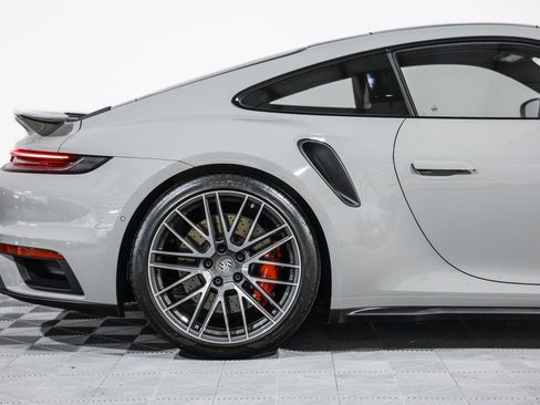 Used 2022 Porsche 911 Turbo image 2