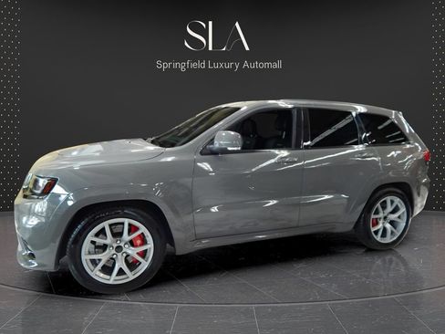 Used 2020 Jeep Grand Cherokee SRT AWD/4WD image 5