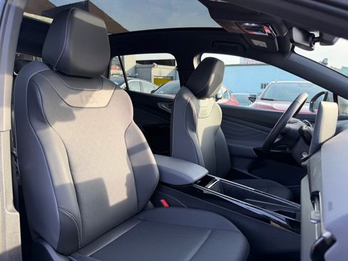 Used 2024 Volkswagen ID.4 Pro S image 35