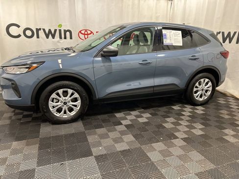 Used 2025 Ford Escape Active w/ Cold Weather Package image 4