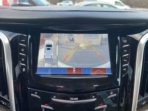 Used 2020 Cadillac Escalade Luxury image 27