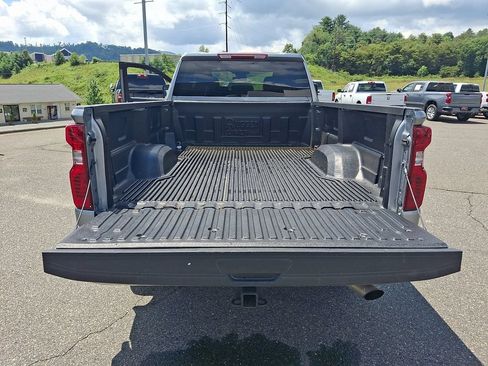 Used 2025 Chevrolet Silverado 2500 LT w/ Convenience Package AWD/4WD image 29