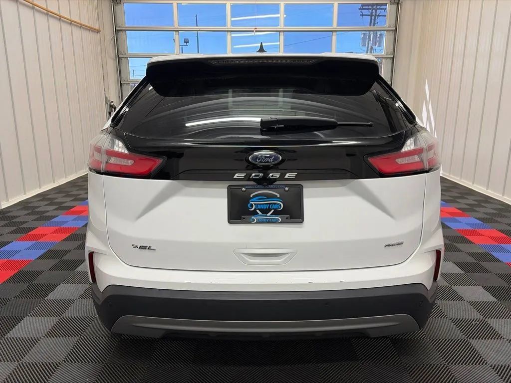 Used 2024 Ford Edge SEL AWD/4WD image 5