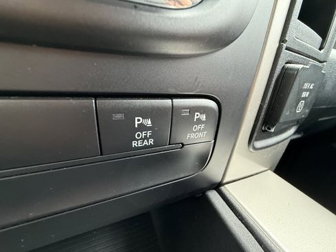 Used 2016 RAM 1500 Lone Star image 38