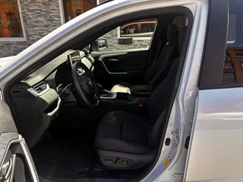 Used 2024 Toyota RAV4 SE AWD/4WD image 12