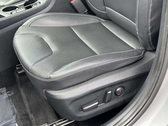 Used 2022 Kia Niro EX Premium FWD image 15