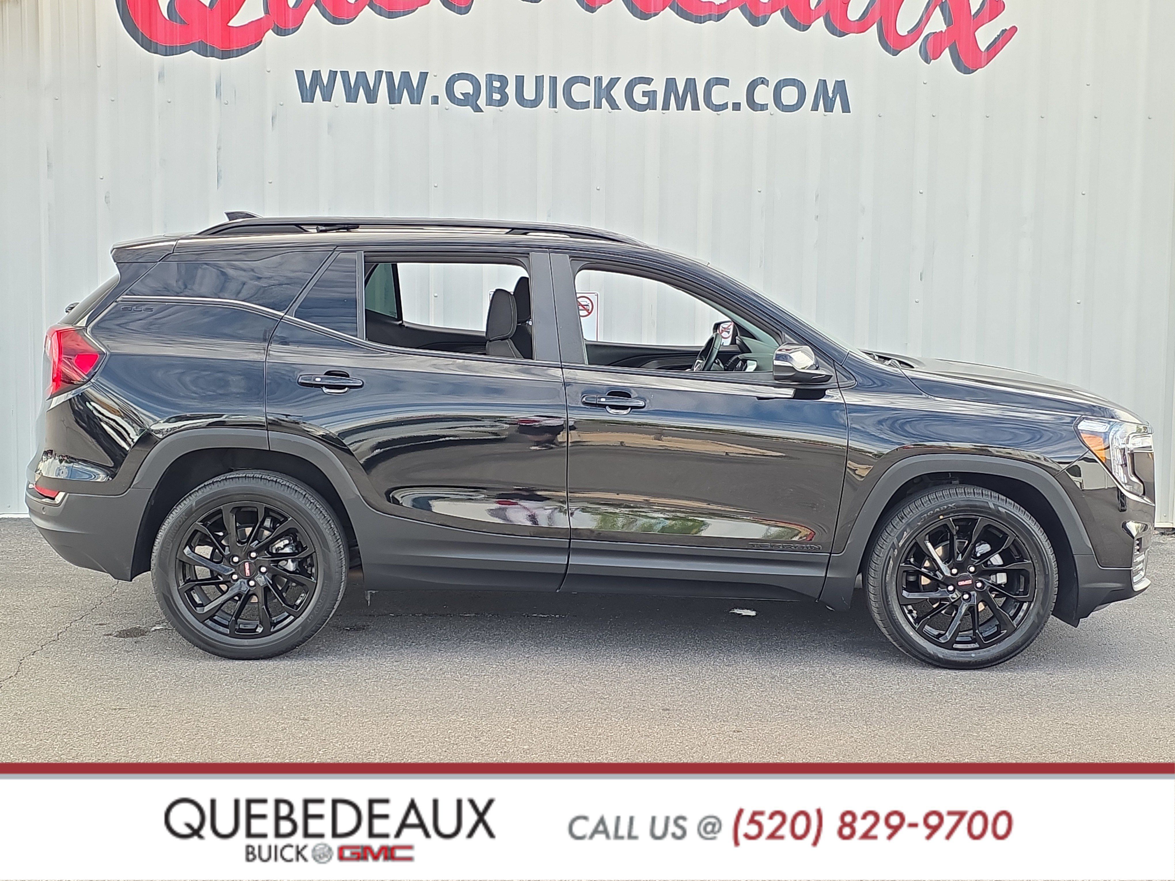 Used 2024 GMC Terrain SLE w/ Driver Convenience Package FWD image 8