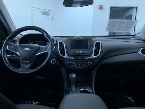 Used 2020 Chevrolet Equinox LT image 17