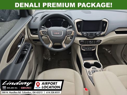Used 2024 GMC Terrain Denali w/ Denali Premium Package image 22