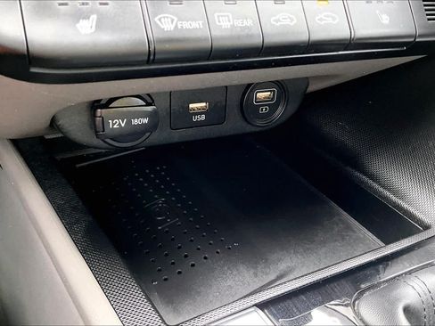 Used 2022 Hyundai Elantra SEL w/ Convenience Package FWD image 31