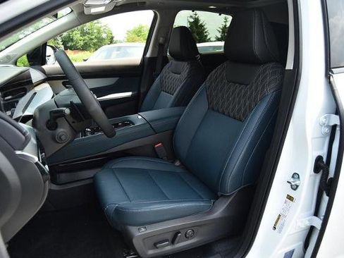 New 2025 Nissan Murano Platinum image 23