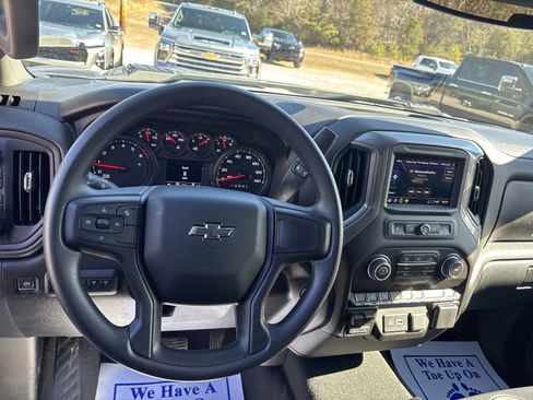 New 2026 Chevrolet Silverado 2500 Custom w/ Custom Value Package image 17